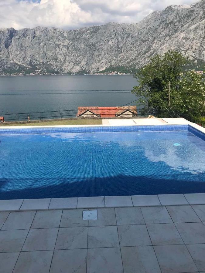 Apartman Kati Prčanj Esterno foto