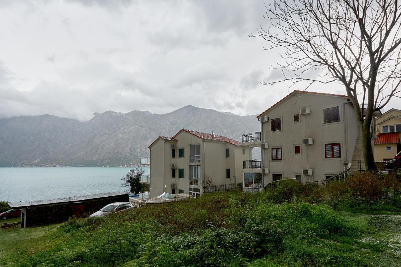 Apartman Kati Prčanj Esterno foto